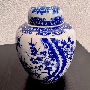 Beautiful Antique 1800's Asian Cherry Blossom Ginger Jar